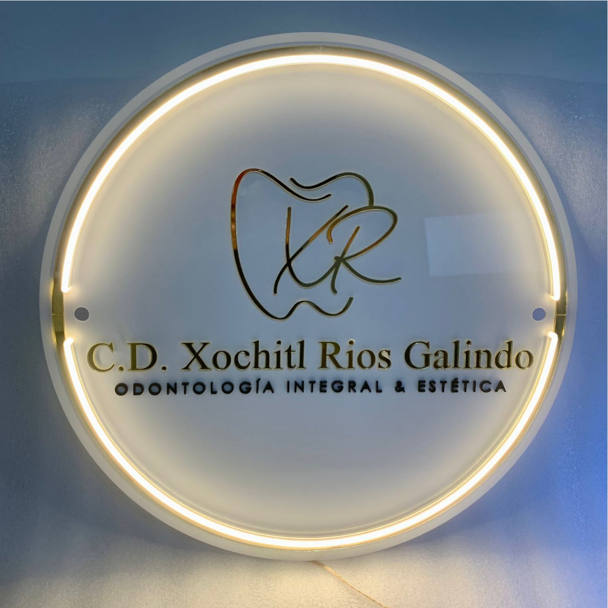 LOGOS EN ACRÍLICO