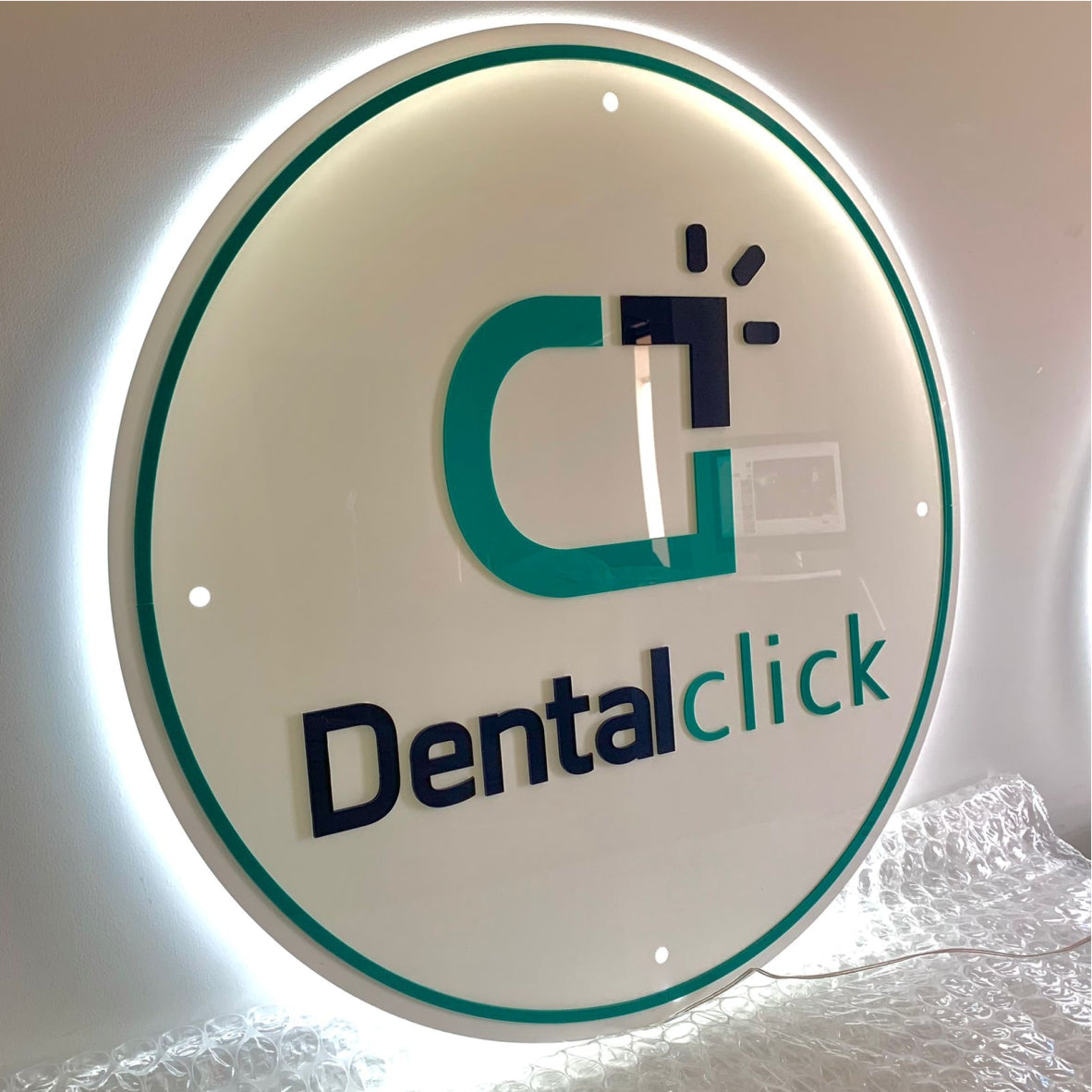 LOGOS EN ACRÍLICO
